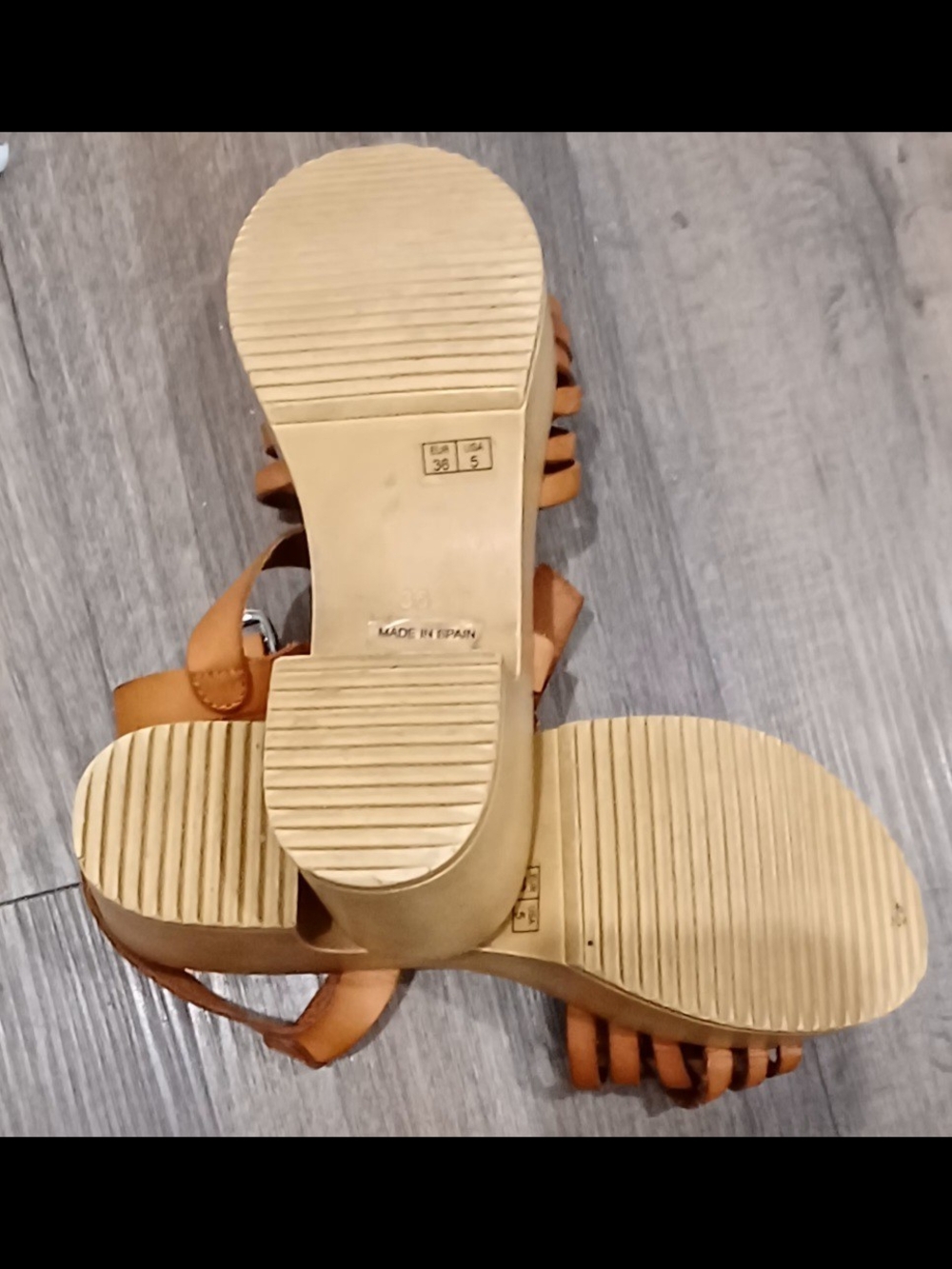 Moss & Cloud Tan Woven Strap Size 5 Women's Sandals - Picture 4 of 5